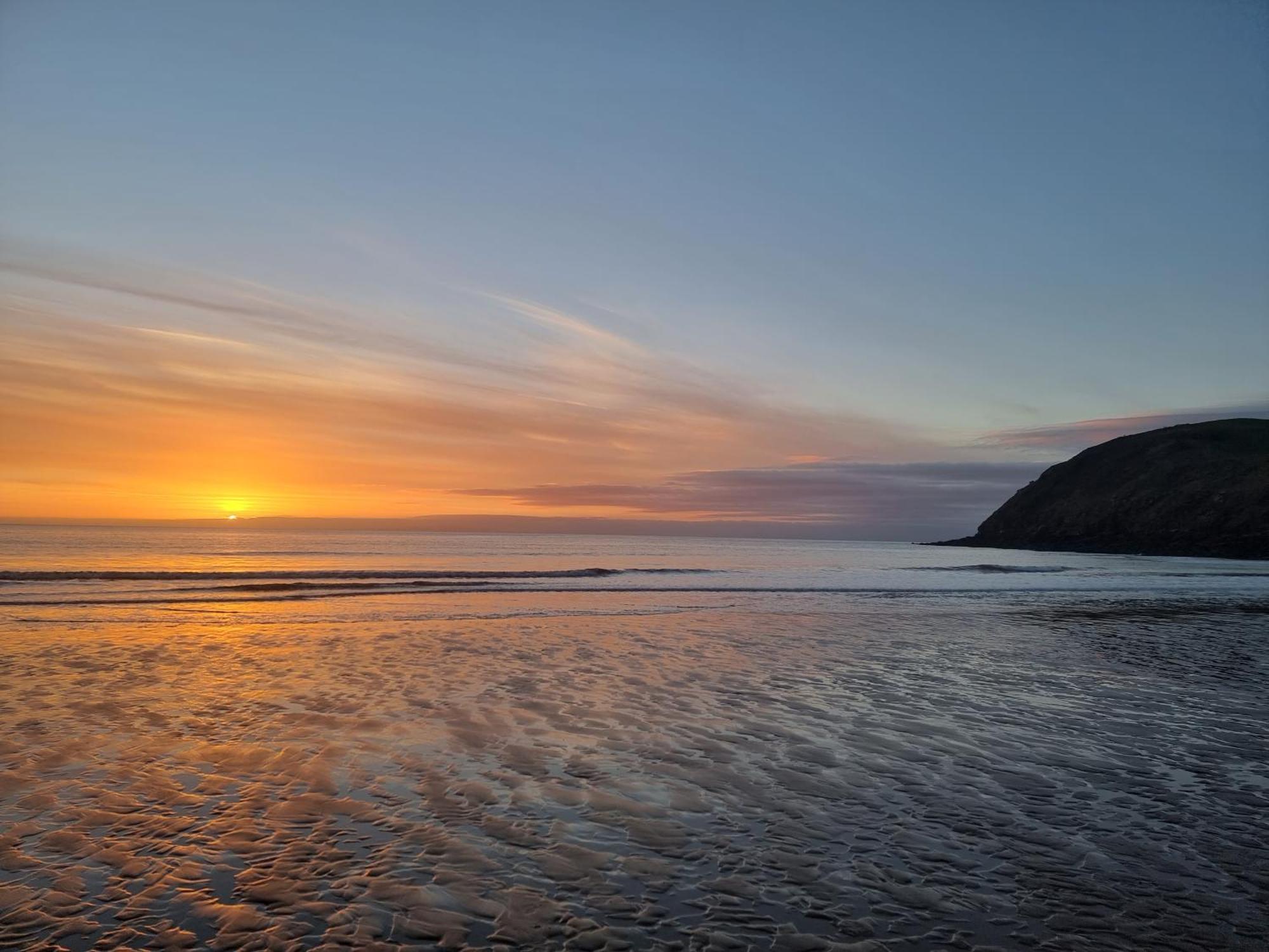 Impeccable Beachfront 2-Bed Cottage In St Bees Extérieur photo